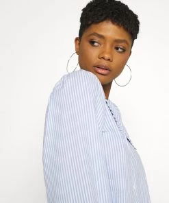 Moves Damen SAFRINA Bluse Light Blue 13 Moves Damen SAFRINA Bluse Light Blue -Moves Offizieller Webshop 018bdd3f77ff4549aadbd06ac3a739dd