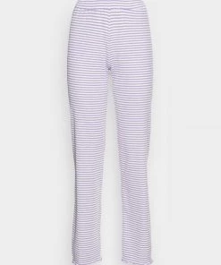 Moves Damen PYSTI Stoffhose Lavender -Moves Offizieller Webshop 019199acf9ba4b18870862d30e25be66