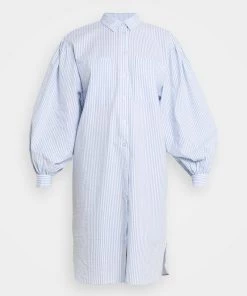 Moves Damen LIPI Blusenkleid Light Blue -Moves Offizieller Webshop 054404a7012c4e28bdfa3b3927b7be19