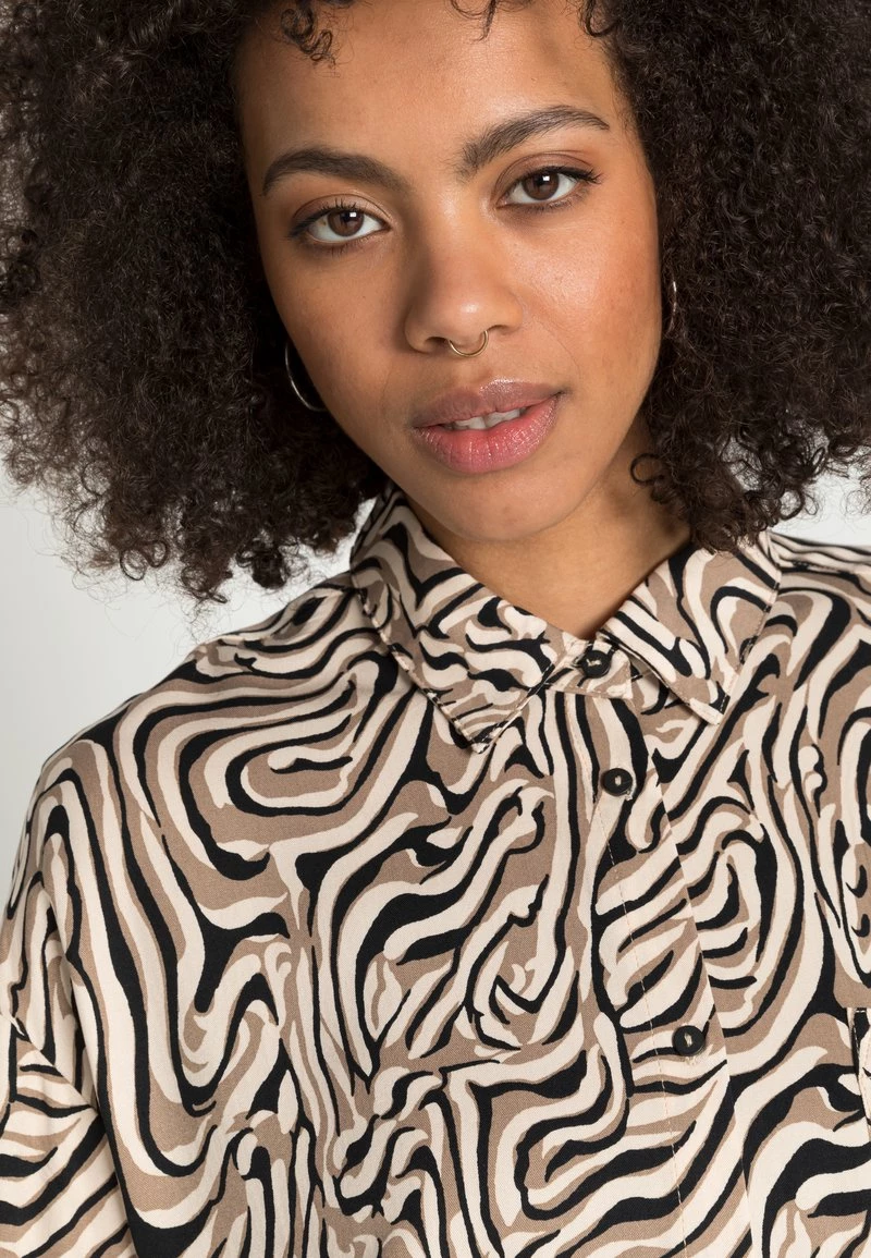 Moves Damen ASTIN Hemdbluse Beige 7 Moves Damen ASTIN Hemdbluse Beige – Bild 5