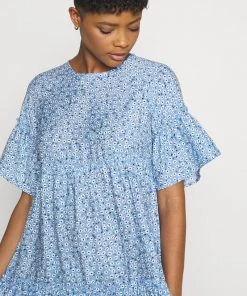 Moves Damen GIRAL Freizeitkleid Blue Bell -Moves Offizieller Webshop 1b0248cdb51e446790323ad52c039315