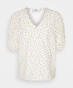 Moves Damen LUNIA Bluse White -Moves Offizieller Webshop 2069fb69eb2c4c7bb6a268f909699216