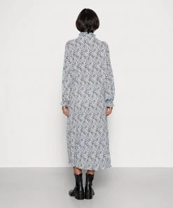 Moves LAVISA Freizeitkleid Light Blue Damen -Moves Offizieller Webshop 23356e51aa6646f7afddc01b1dbc5c04