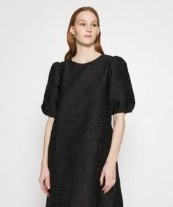 Moves Damen JASMINIA Freizeitkleid Black