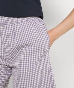 Moves PYNNA Shorts Lavender Damen -Moves Offizieller Webshop 2969e98088db4ed0b6f53c5e4e23f2b7