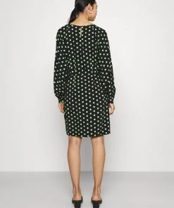 Moves ULLIA Freizeitkleid Black Damen 11 Moves ULLIA Freizeitkleid Black Damen -Moves Offizieller Webshop 354a6e9199f6490383994dde7b1d9cc9