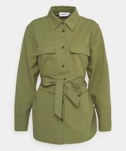 Moves Damen RAMBI Trenchcoat Dusky Green