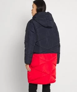 Moves Damen OLINES Wintermantel Fiery Red -Moves Offizieller Webshop 38c66e2d31964821a6303ab462e0a262