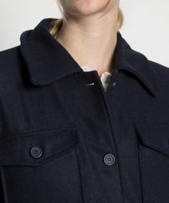 Moves Damen SUSTILLA Kurzmantel Navy Blazer -Moves Offizieller Webshop 3985854a05c34b499abac5efd8762724