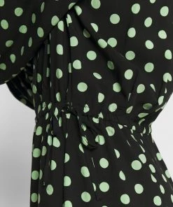 Moves ULLIA Freizeitkleid Black Damen 13 Moves ULLIA Freizeitkleid Black Damen -Moves Offizieller Webshop 56d82ce293474124b869e3125cf457ba