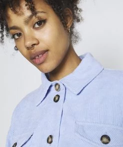 Moves Damen SAVISA Hemdbluse Light Blue -Moves Offizieller Webshop 5e5a2f28efb147a9a70bdbd408952093