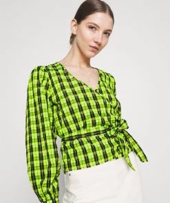 Moves PATTI WRAP Bluse Neon Green Damen 11 Moves PATTI WRAP Bluse Neon Green Damen -Moves Offizieller Webshop 5ed05e4d462d408ebe3d5855d2cbea81