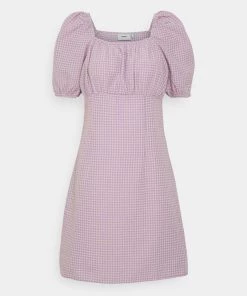 Moves Damen DURAS Freizeitkleid Lavender -Moves Offizieller Webshop 6d76ea10d09047a8ae32ac45886863b1