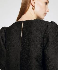 Moves Damen JASMINIA Freizeitkleid Black -Moves Offizieller Webshop 6daafd4434fb4980afc754e39b573725