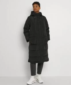 Moves AMILLA Wintermantel Black Damen