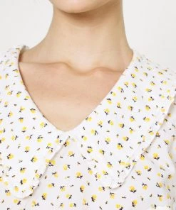 Moves Damen LUNIA Bluse White -Moves Offizieller Webshop 738dacd583124b89a8304d46631e6676