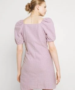 Moves Damen DURAS Freizeitkleid Lavender -Moves Offizieller Webshop 7837b2f2694e4ea2ba100b107f33be61