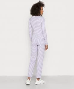 Moves Damen PYSTI Stoffhose Lavender -Moves Offizieller Webshop 78664eaff2cc4de7a4ba7c48430458f7