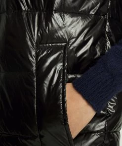 Moves Damen EVANE Weste Black -Moves Offizieller Webshop 800fc4d36ef349309a55f2692dec6a57