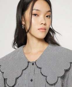 Moves Damen MILUNA Hemdbluse Black -Moves Offizieller Webshop 8579c65271264dd6a20af2901d111c48