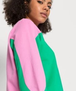 Moves Damen COLOMI Sweatshirt Bright Green -Moves Offizieller Webshop 8fb02b8f1a3a47dc8f7a0f97e62d805d