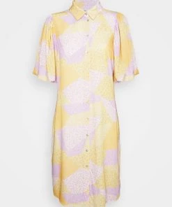 Moves Damen JINNA Blusenkleid Impala -Moves Offizieller Webshop 907fd00387b0427c918c2073c2e8c693