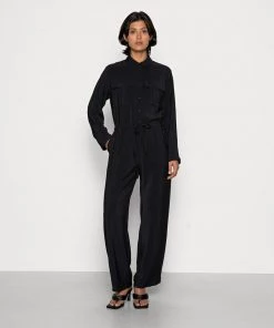Moves KIT Jumpsuit Black Damen