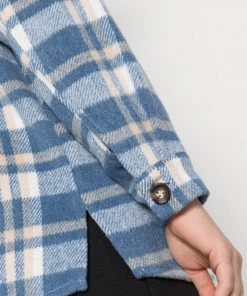 Moves Damen SAVISA Leichte Jacke Allure -Moves Offizieller Webshop a46f801e5b194a5faa19116ed5ad8bb5