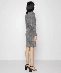 Moves Damen ISANNA Cocktailkleid/festliches Kleid Silver -Moves Offizieller Webshop b8097bcbcf314954b4cc0c82cbf18ca4