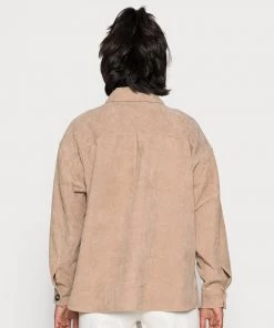 Moves Damen SAVISA Hemdbluse Warm Sand -Moves Offizieller Webshop be607c4fbfdb4356b5706b4bb4c2215e