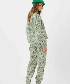 Moves Damen Hemdbluse Verdant Green -Moves Offizieller Webshop bf6cb7adb0c046f2a51d5372866c6ea2