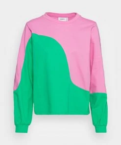 Moves Damen COLOMI Sweatshirt Bright Green -Moves Offizieller Webshop c2f89de0ab754ca29c90a0556ab83c1d