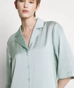 Moves Damen Bluse Mint Green -Moves Offizieller Webshop d94efca8aa3f42de880010395605b4e4