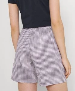 Moves PYNNA Shorts Lavender Damen -Moves Offizieller Webshop db53193a9f6a4b2eb4fec2a295142855