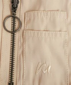 Moves Damen Bomberjacke Beige -Moves Offizieller Webshop def1be3844e64e5d81d0faf568ed5e5a