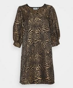 Moves ADORI Freizeitkleid Brown Damen