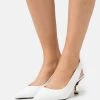 L37 Damen Pumps White 1 L37 Damen Pumps White -Moves Offizieller Webshop 15b96219963b4be6a130c0cca3c800cd