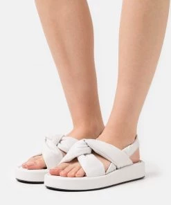 L37 Damen SWIMMING PLACES Riemensandalette White