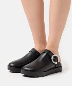 L37 Damen IN MY ARMS Pantolette Flach Black