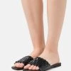 L37 SET ME FREE Pantolette Flach Black Damen -Moves Offizieller Webshop 59576e47cf1f4af4b4e1416d7620ea21