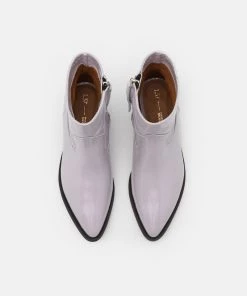 L37 SEVENTEEN YEARS Cowboy /Bikerstiefelette Violet Damen -Moves Offizieller Webshop 5da27e3402b9444f8c196467503bf059