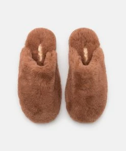 L37 LITTLE FLUFFY CLOUDS Hausschuh Tan Damen -Moves Offizieller Webshop 7846217d7f704b1f93a7a69ce2b1dba7