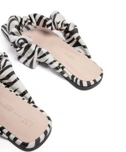 L37 Zehentrenner White And Black Damen -Moves Offizieller Webshop 86627511ac484738a5412664dfae542f