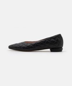 L37 Damen WOMAN'S WORLD Klassischer Ballerina Black -Moves Offizieller Webshop 8be9328c70c040c5a2cce573ade5be74