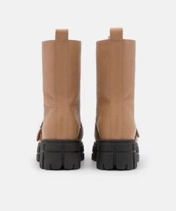 L37 Damen DROPS OF JUPITER Plateaustiefelette Beige -Moves Offizieller Webshop 8d24db97a1994cf2849fb321e64f4fc7