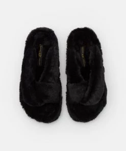 L37 SKYDANCE Hausschuh Black Damen -Moves Offizieller Webshop 91e67bf948984489b2bb7bbea86b0a68