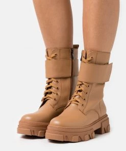 L37 FEEL THIS MOMENT Plateaustiefelette Tan Damen