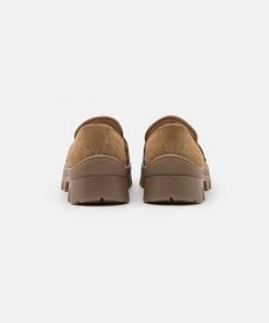 L37 NEW GENERATION Slipper Brown Damen -Moves Offizieller Webshop b629fc89a6db465887d2892d68bb61ce