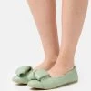 L37 Damen IN THE SUMMERTIME Klassischer Ballerina Green -Moves Offizieller Webshop de4b8d1d8b194540a23f5cac2ba8c96e