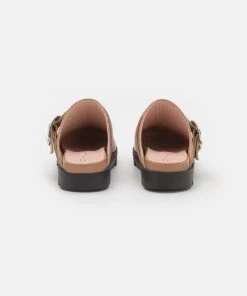 L37 Damen IN MY ARMS Pantolette Flach Tan -Moves Offizieller Webshop dfbea9b45ab8427998beb5fade3ed3fa